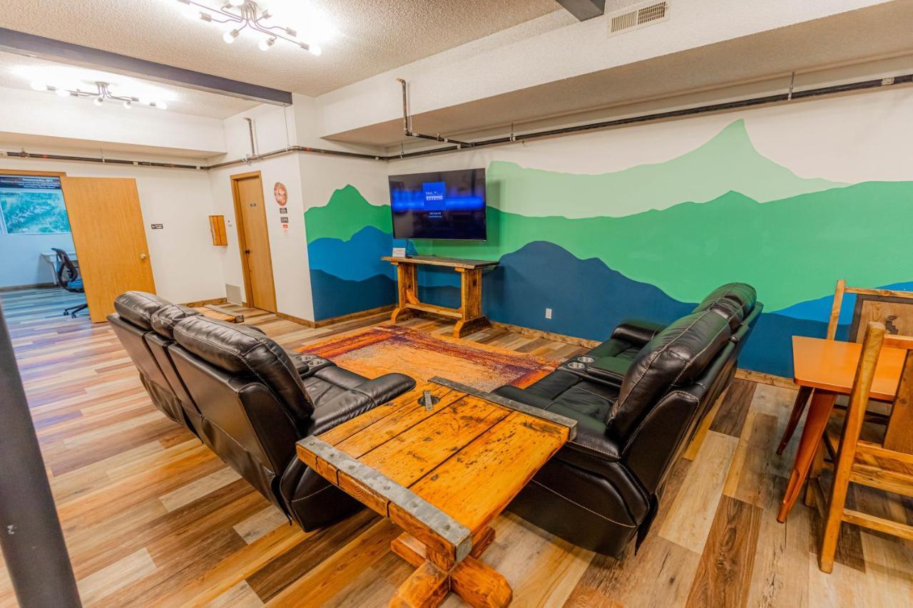 Pintler'S Portal Hostel อนาคอนดา ภายนอก รูปภาพ