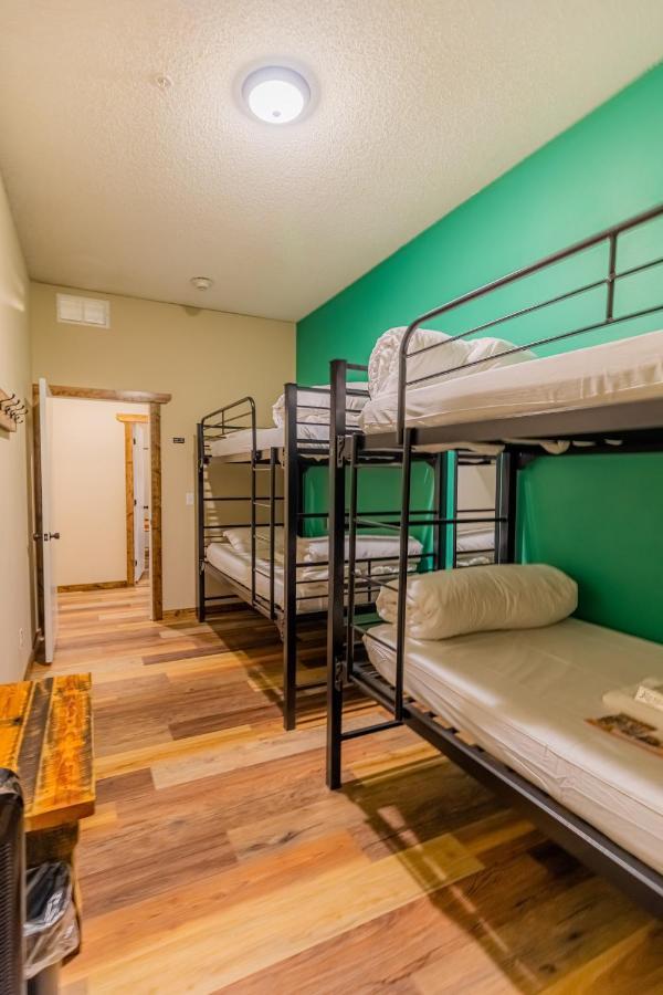 Pintler'S Portal Hostel อนาคอนดา ภายนอก รูปภาพ