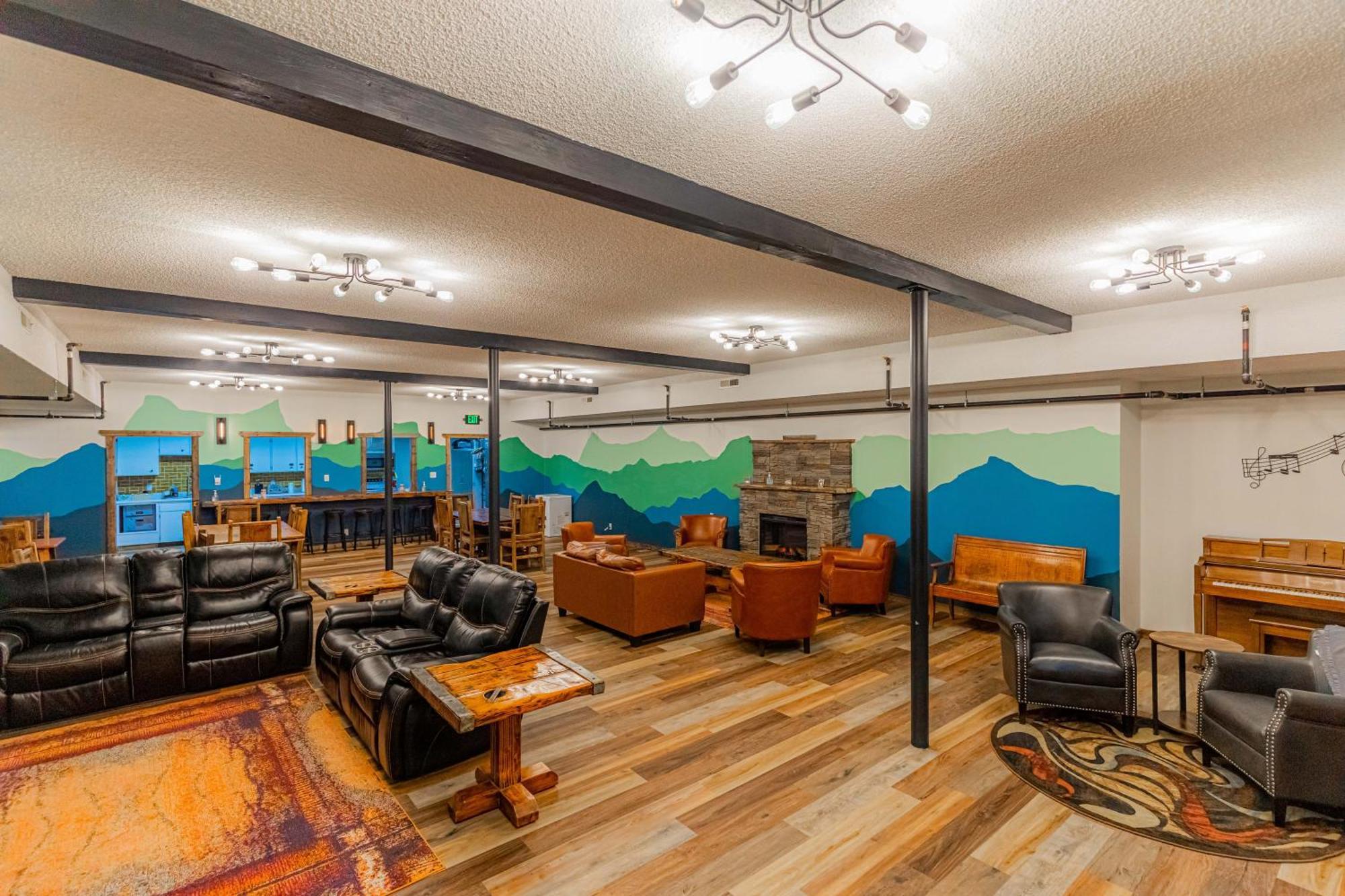 Pintler'S Portal Hostel อนาคอนดา ภายนอก รูปภาพ